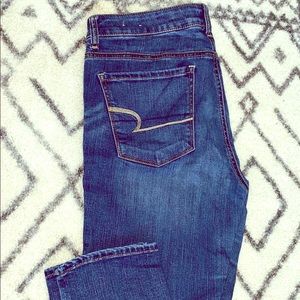 American Eagle Hi-Rise Jegging Crop